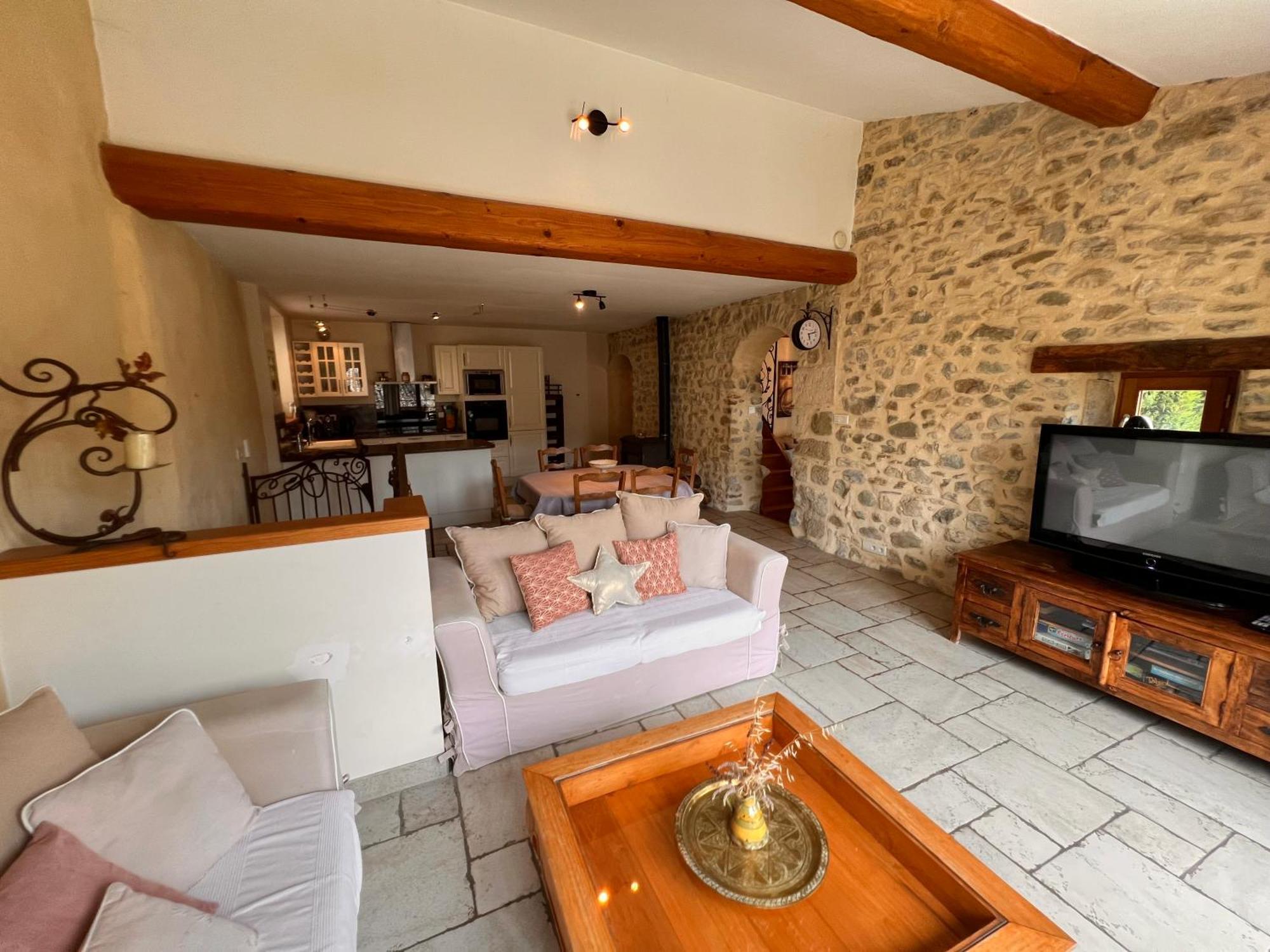 Gites Du Chateau D'Alencon Le Pegue Eksteriør billede